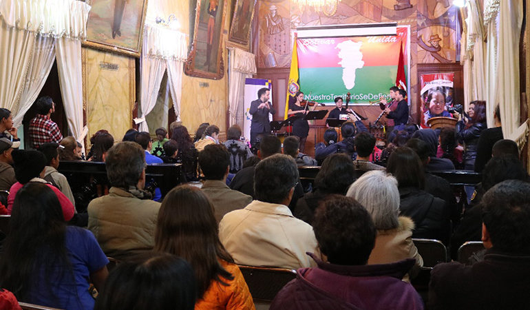 NOCHE DE ARTISTAS SE VIVIÓ EN EL PALACIO MUNICIPAL CON EL CONCIERTO INTERNACIONAL