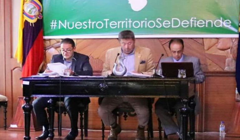 HABITANTES DE SALINAS FUERON RECIBIDOS EN COMISIÓN