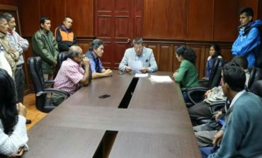 ALCALDE DE GUARANDA ATIENDE A SAN LUIS DE PAMBIL