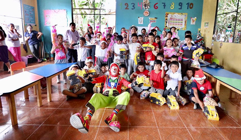 ACCIÓN SOCIAL LLEGA A SAN LUIS DE PAMBIL CON AGASAJO NAVIDEÑO