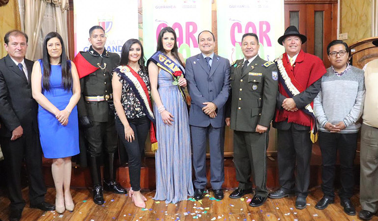 POLICIA INSCRIBE CANDIDATA A REINA DE GUARANDA 2020