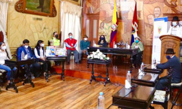 ALCALDÍA DE GUARANDA REALIZA EL LANZAMIENTO DE LA PRIMERA CARTILLA DE CUIDADO Y ATENCIÓN PARA ADULTOS MAYORES