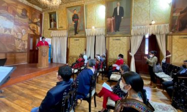 LA UNIVERSIDAD INTERNACIONAL DE LA RIOJA EN ECUADOR, ENTREGÓ BECAS A ESTUDIANTES DEL PUEBLO WARANKA