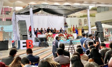 Alcalde Medardo Chimbolema participó de la Sesión Solemne de la Universidad Estatal de Bolívar
