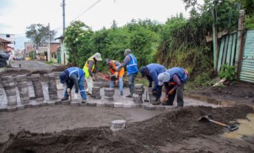 INICIAMOS TRABAJOS DE ADOQUINADO EN EL BARRIO NUEVA GENERACIÓN