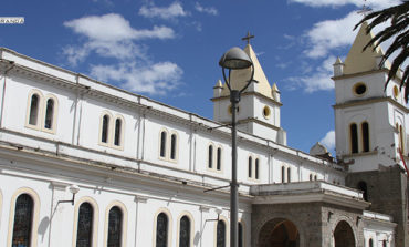 3 de octubre se inicia la reconstrucción de la Iglesia Catedral de Guaranda