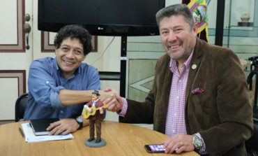 ALCALDE RAMSSES TORRES E INPC SOCIALIZAN PRÓXIMO CONGRESO DE PATRIMONIO EN GUARANDA