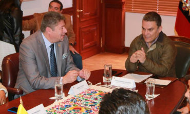 ALCALDE TORRES Y SUS SIMILARES EXPUSIERON SUS PREOCUPACIONES DURANTE REUNIÓN DE TRABAJO CON EL PRESIDENTE DE LA ASAMBLEA NACIONAL