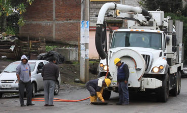 EMAPA-G  REALIZA TRABAJOS DE LIMPIEZA DE SUMIDEROS Y ALCANTARILLAS PARA EVITAR INUNDACIONES