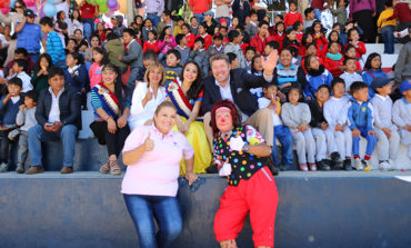 MUNICIPIO DE GUARANDA CELEBRA A LOS NIÑOS DE LA CIUDAD