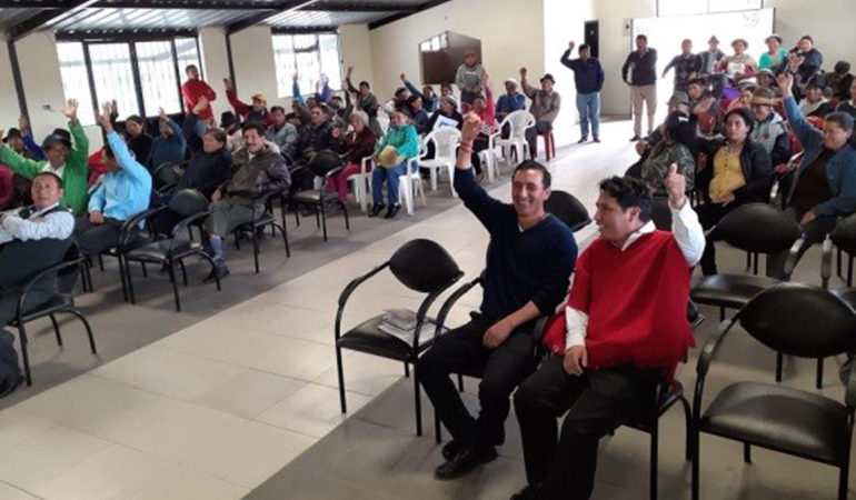 MUNICIPIO DE GUARANDA TRABAJA EN EL PRESUPUESTO PARTICIPATIVO EN LA PARROQUIA SAN SIMON