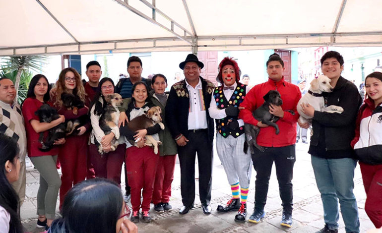 GUARANDEÑOS DEMOSTRARON SU CORAZON SOLIDARIO AL ADOPTAR VARIAS  MASCOTAS ORGANIZADO POR EL CENTRO FAUNISTICO DEL GADCG.