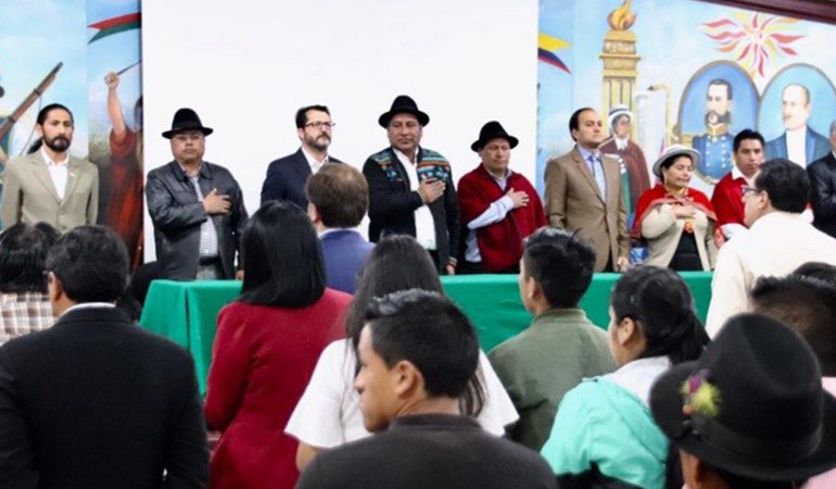 ALCALDE INAUGURA TALLER DE CAPACITACIÓN TURISTICA EN GUARANDA