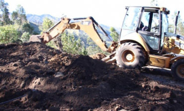 EMPEZAMOS CON  LA NIVELACIÓN DEL TERRENO  DONDE SE CONSTRUIRÁ  LA VIVIENDA  DEL CAMPEÓN  SUDAMERICANO  DE MARCHA  OSCAR PATÍN