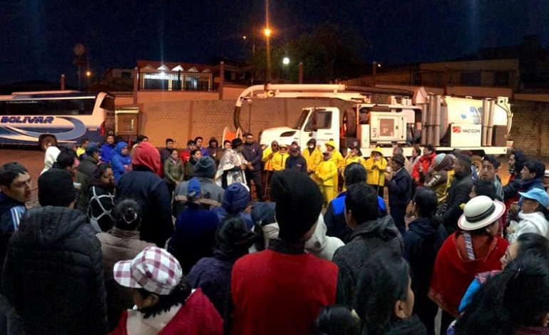 MINGA DE LIMPIEZA EN LAS INSTALACIONES DE LA TERMINAL TERRESTRE DE GUARANDA