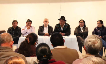 CIUDADELA LA PLAYA MANTIENE REUNION CON ALCALDE DE GUARANDA