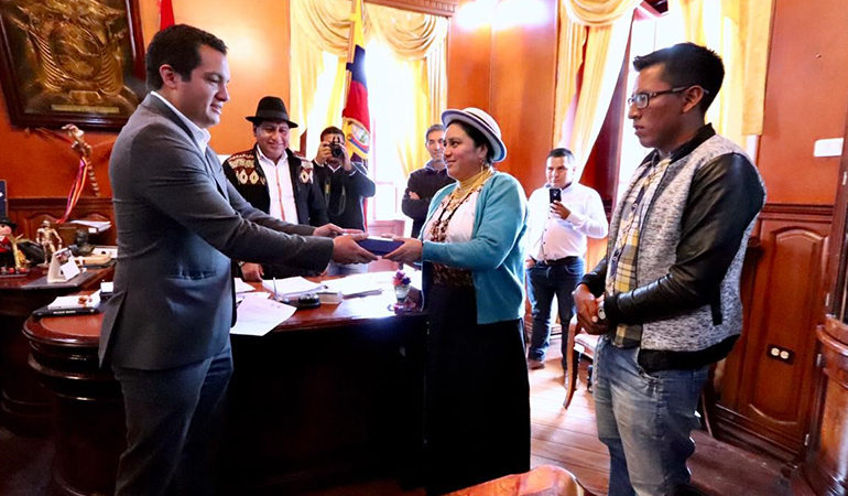 GOBERNACIÓN  DE BOLÍVAR REALIZÓ LA  ENTREGA SOLIDARIA PARA LA CASA DE OSCAR PATIN