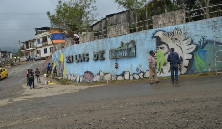 EL GOBIERNO AUTÓNOMO DESCENTRALIZADO DEL CANTÓN GUARANDA EN CONVENIO CON LA CASA DE LA CULTURA NÚCLEO DE BOLÍVAR  PINTARAN MURALES TEMATICO EN SAN LUIS DE PAMBIL