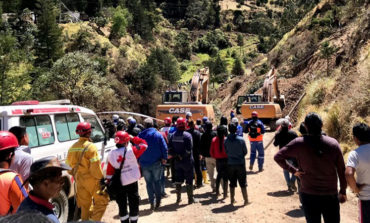 DESLIZAMIENTO DE TIERRA EN LA PARROQUIA SIMIATUG