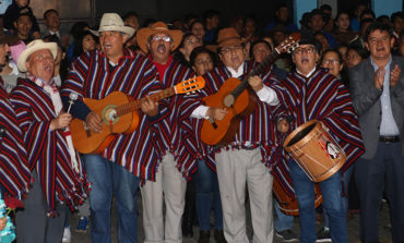 SERENATA A LAS CANDIDATAS A REINA DE GUARANDA Y SUS CARNAVALES