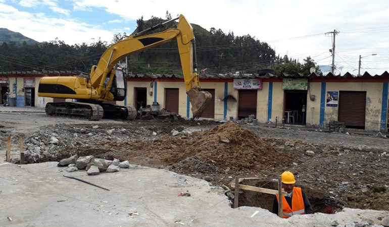 EMPEZÓ LA CONSTRUCCIÓN DEL CENTRO DE REVISIÓN TÉCNICA VEHICULAR EN GUARANDA