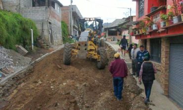 Trabajos viales en el Barrio Fausto Bazante