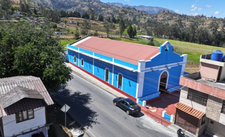 VINCHOA CENTRAL INAUGURA LA REESTRUCTURACIÓN DE SU IGLESIA: UN ESPACIO RENOVADO PARA LA FE Y LA UNIÓN COMUNITARIA