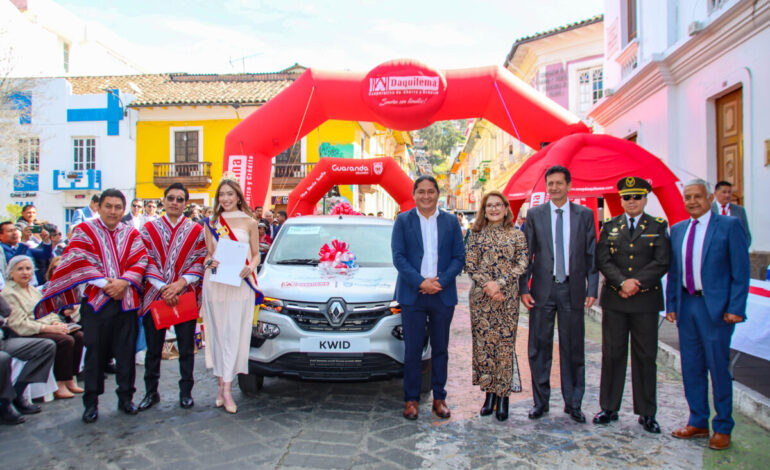 ENTREGA OFICIAL DEL VEHÍCULO A LA REINA DE GUARANDA Y SUS CARNAVALES 2026